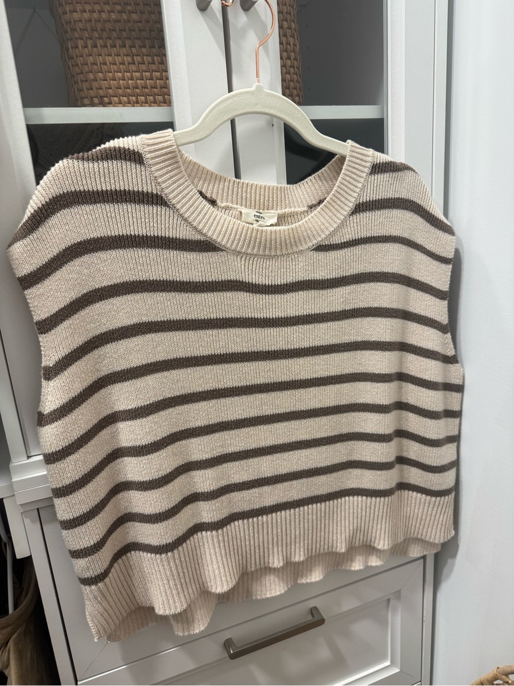 entro Striped Sleeveless Knit Vest in Cream and Brown